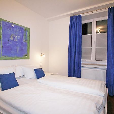 Ferienwohnung Am Kurpark -Wohnung 2,90Qm- Гармиш-Партенкирхен Екстериор снимка